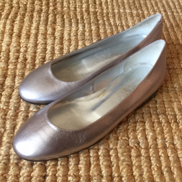 Handmade Napa Valley Metallic Silver flats - Picture 1 of 6